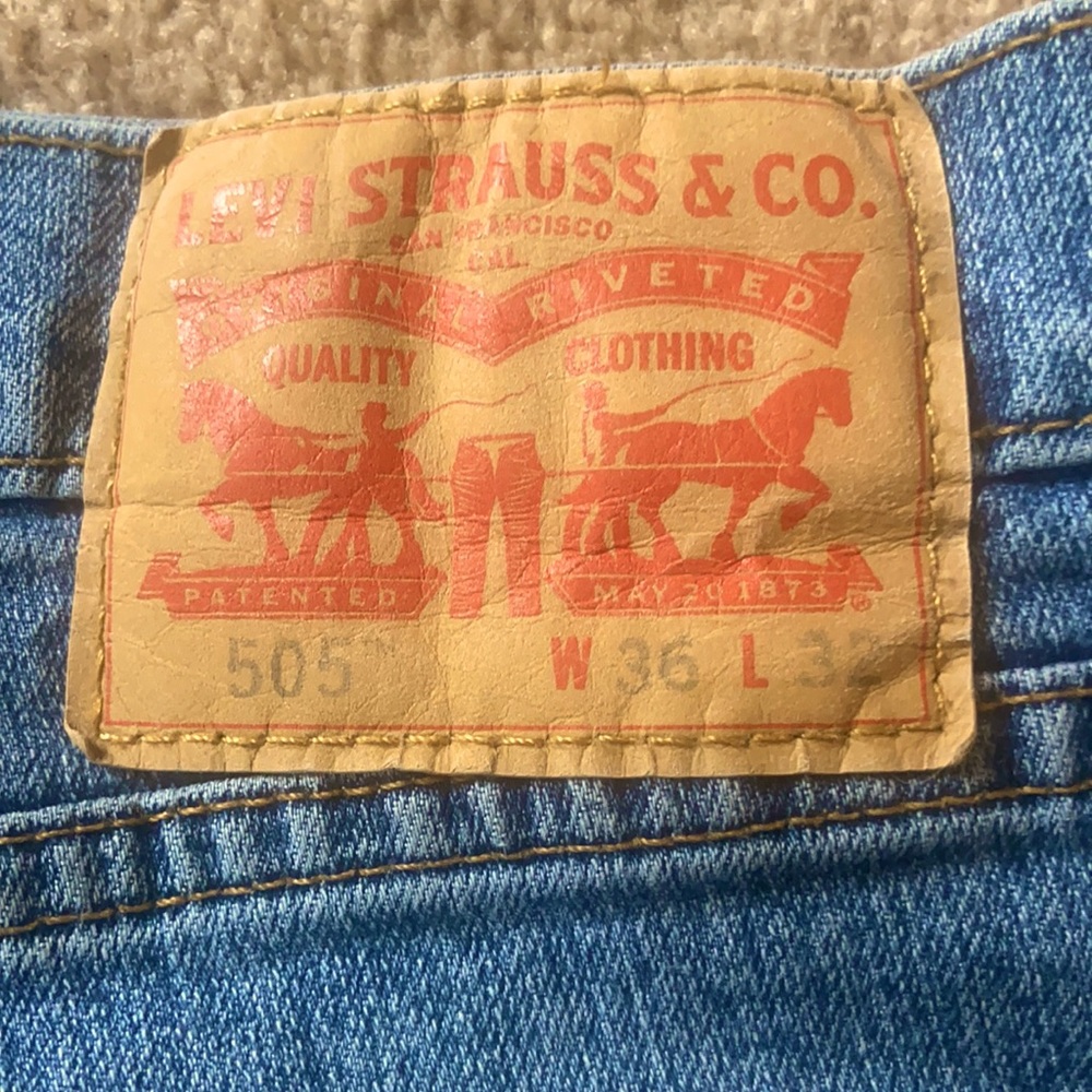 Levi’s men’s 505 36 x 32